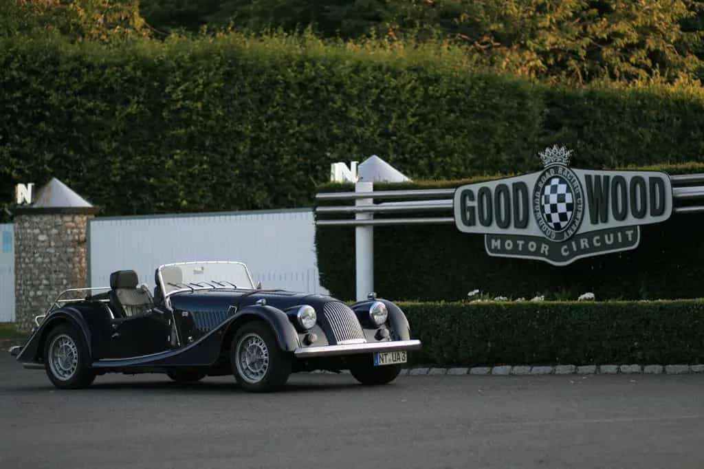 Morgan Plus 8 - Poesie auf Rädern 09/2001-photo-4
