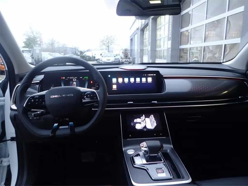 BAIC X75 1.5T 7DCT Massagesitze Sitzbelüftung Indukti null-photo-9