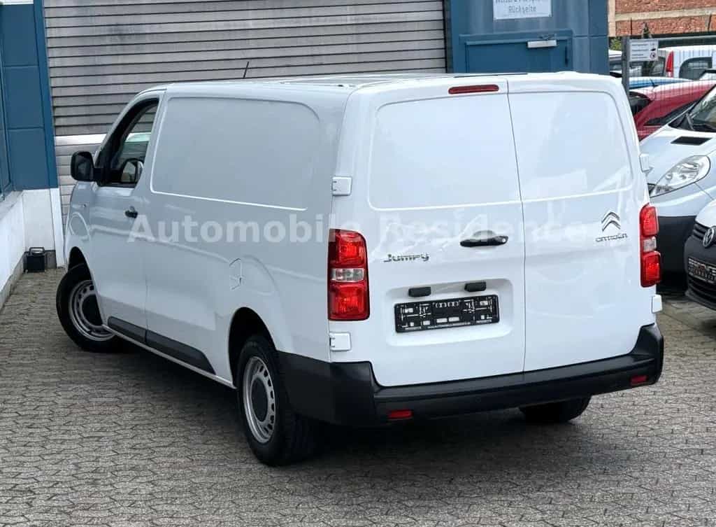 Citroën Jumpy Club 2.0HDI XL L3 LANG*NAVI*TEMP*MFL*3SITZ 04/2022-photo-1