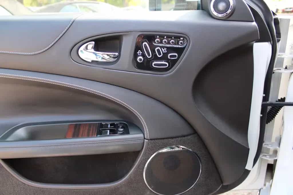 Jaguar XK 5.0 V8 Portfolio Coupé Bowers&Wilkins Kamera 01/2014-photo-11