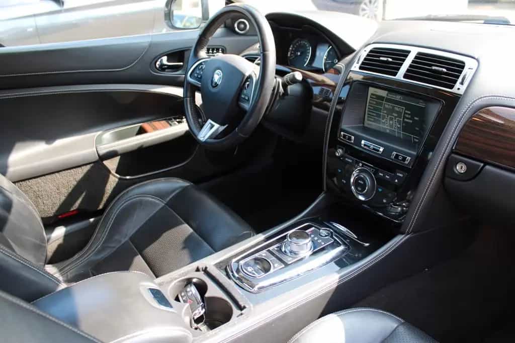 Jaguar XK 5.0 V8 Portfolio Coupé Bowers&Wilkins Kamera 01/2014-photo-5