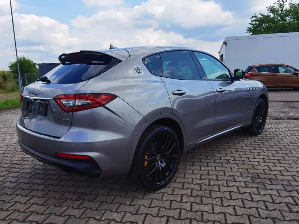 Maserati Levante Gran Sport S Q4 08/2020-photo-4