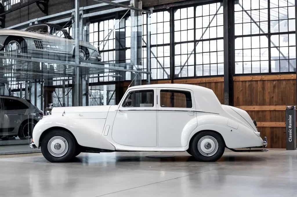 Bentley R Type 10/1952-photo-3