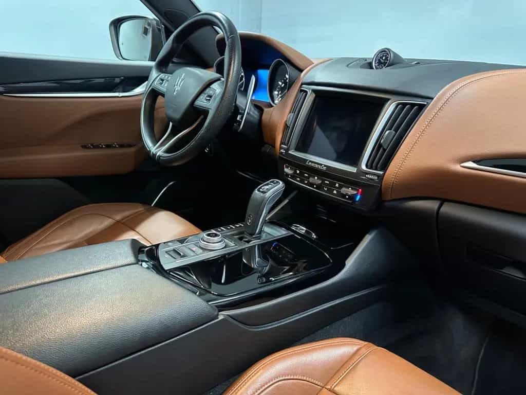 Maserati Levante S Q4 GRANSPORT SKYHO.*PANO*H&K*NERISSIMO 10/2020-photo-15