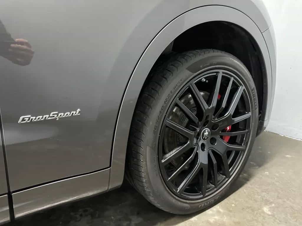 Maserati Levante S Q4 GRANSPORT SKYHO.*PANO*H&K*NERISSIMO 10/2020-photo-4