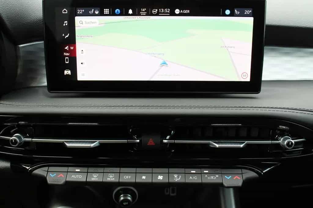 Alfa Romeo Tonale Veloce 1.5 LED,ACC,Navi,Pano,Sound,20'' 09/2023-photo-10