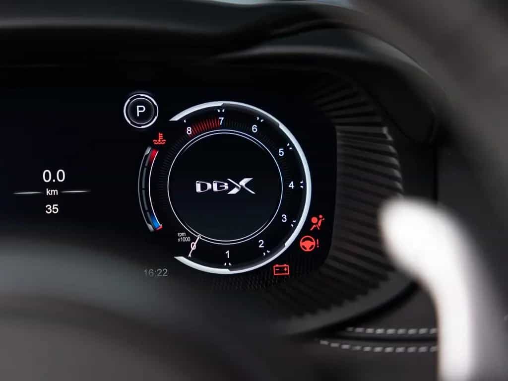 Aston Martin DBX - Xenon Grey - 23 Zoll - Standheizung 02/2024-photo-15