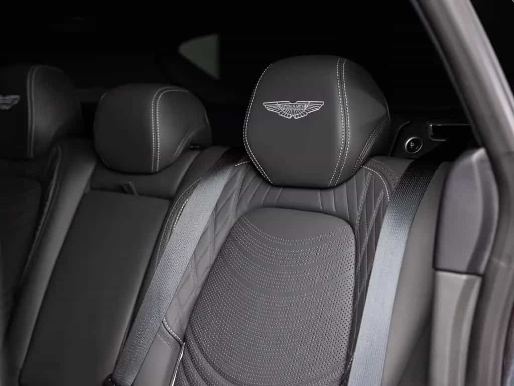 Aston Martin DBX - Xenon Grey - 23 Zoll - Standheizung 02/2024-photo-22