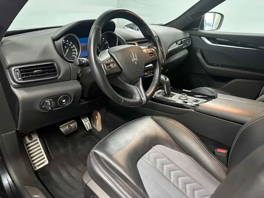 Maserati Levante S Q4 GRANLUSSO*AHK*PANO*WINTER*SOFTCLOSE 11/2019-photo-12