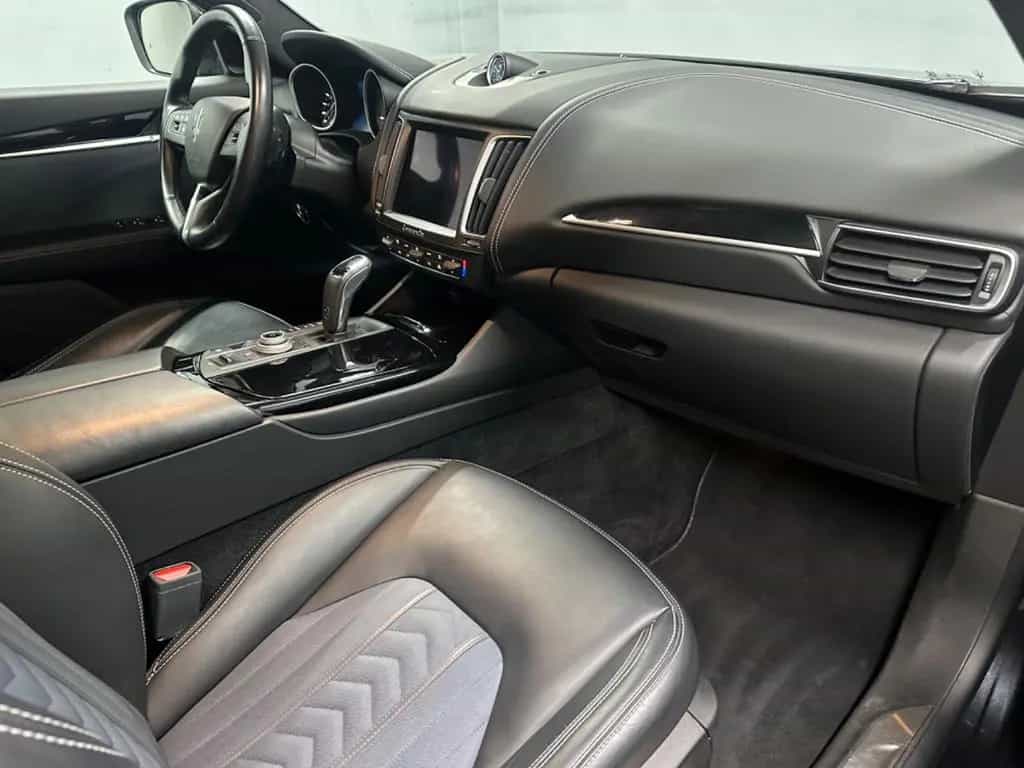 Maserati Levante S Q4 GRANLUSSO*AHK*PANO*WINTER*SOFTCLOSE 11/2019-photo-17