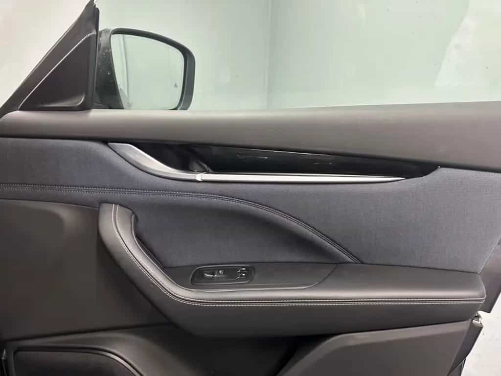 Maserati Levante S Q4 GRANLUSSO*AHK*PANO*WINTER*SOFTCLOSE 11/2019-photo-20