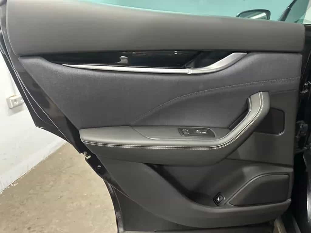 Maserati Levante S Q4 GRANLUSSO*AHK*PANO*WINTER*SOFTCLOSE 11/2019-photo-21