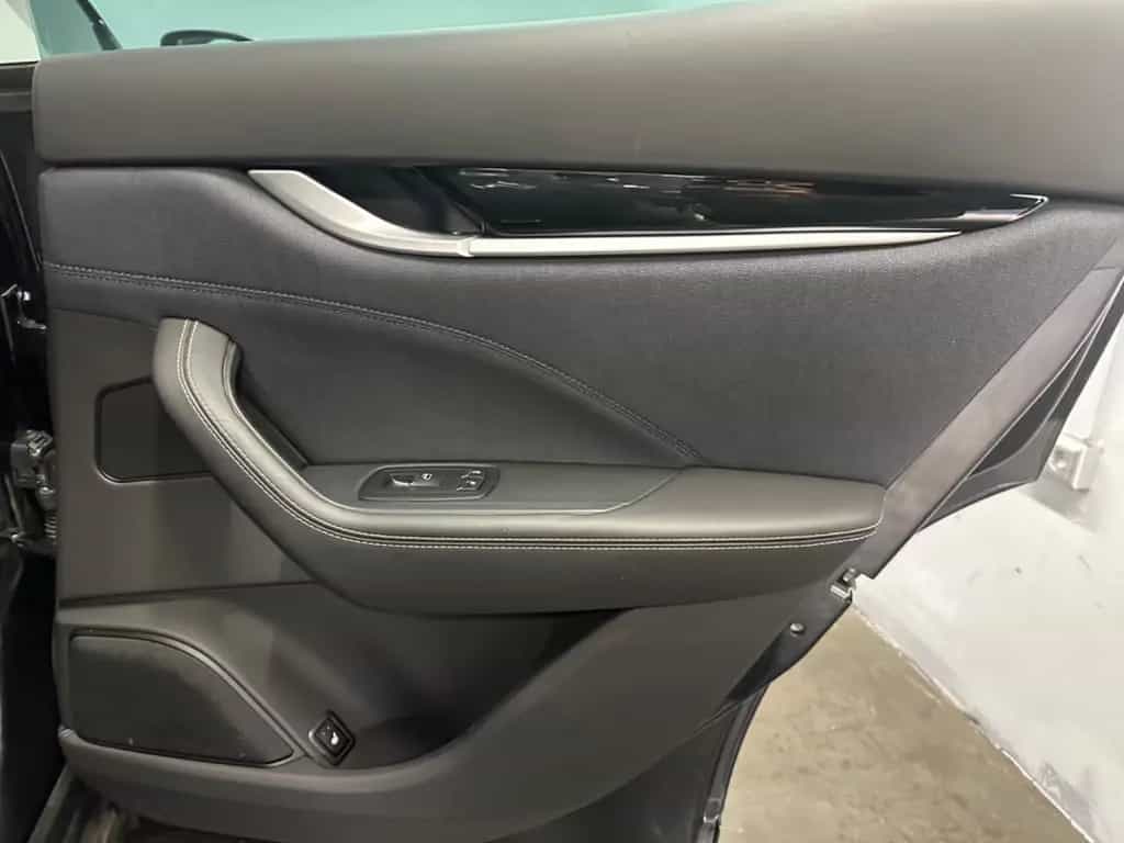 Maserati Levante S Q4 GRANLUSSO*AHK*PANO*WINTER*SOFTCLOSE 11/2019-photo-24