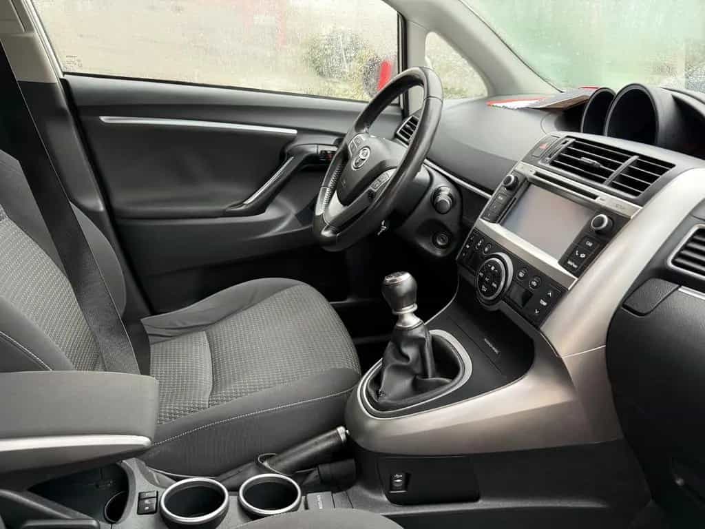 Toyota Verso Life 2.0 D-4D TÜV/INSP. Neu/AHK 03/2014-photo-8