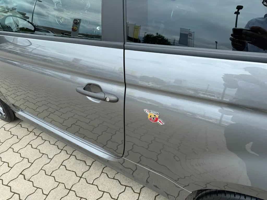 Abarth 595 1.4 T-Jet 165 + NAVI+Beats 06/2024-photo-15