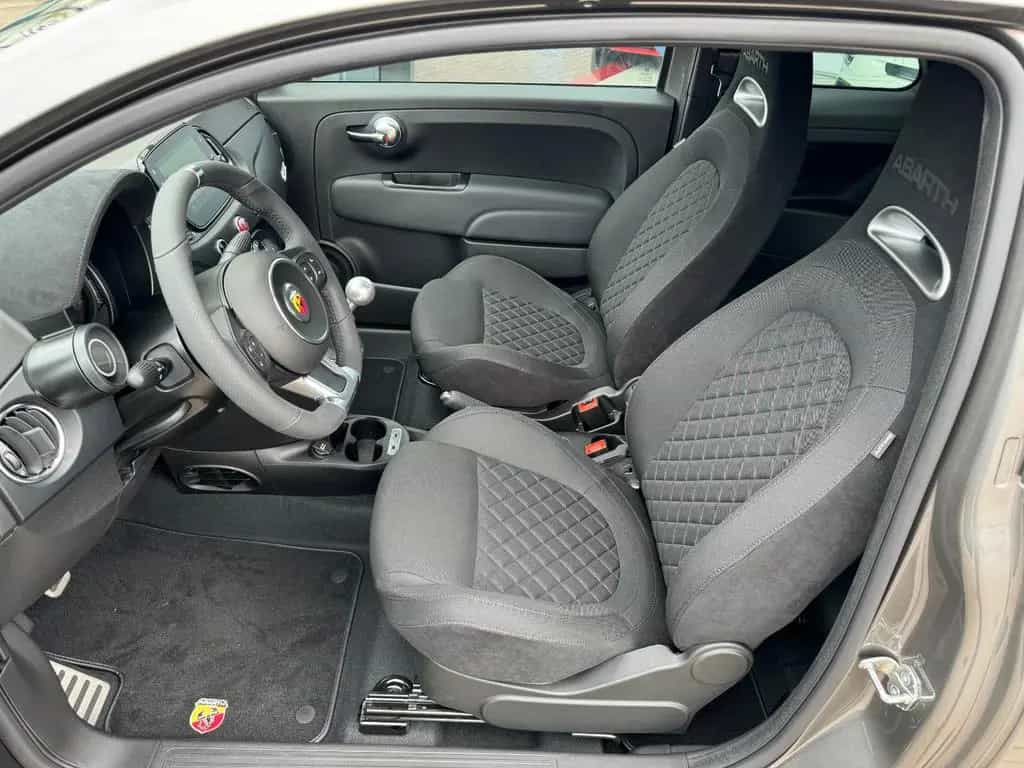 Abarth 595 1.4 T-Jet 165 + NAVI+Beats 06/2024-photo-5