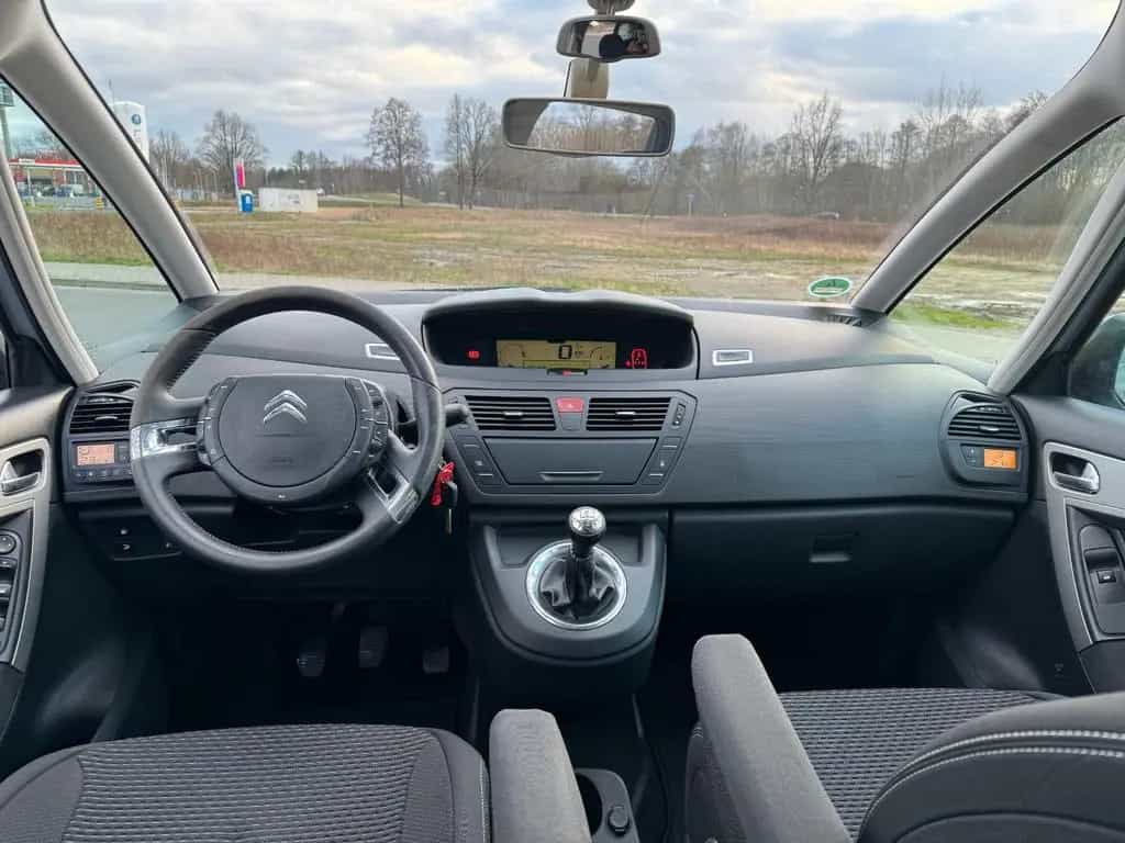 Citroën Grand C4 Picasso / SpaceTourer Grand C4 Picasso  1.6 Tendance 07/2011-photo-8