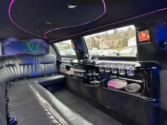Lincoln Town Car Stretch Limousine 4,6 Liter V8 01/2006-photo-10