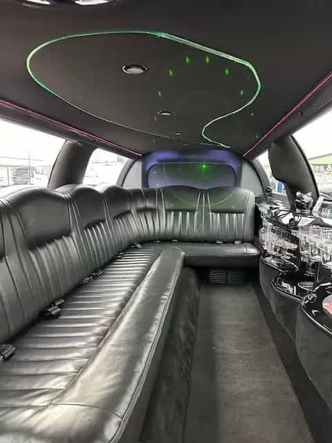 Lincoln Town Car Stretch Limousine 4,6 Liter V8 01/2006-photo-11