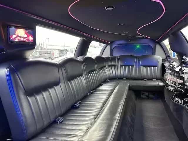 Lincoln Town Car Stretch Limousine 4,6 Liter V8 01/2006-photo-13