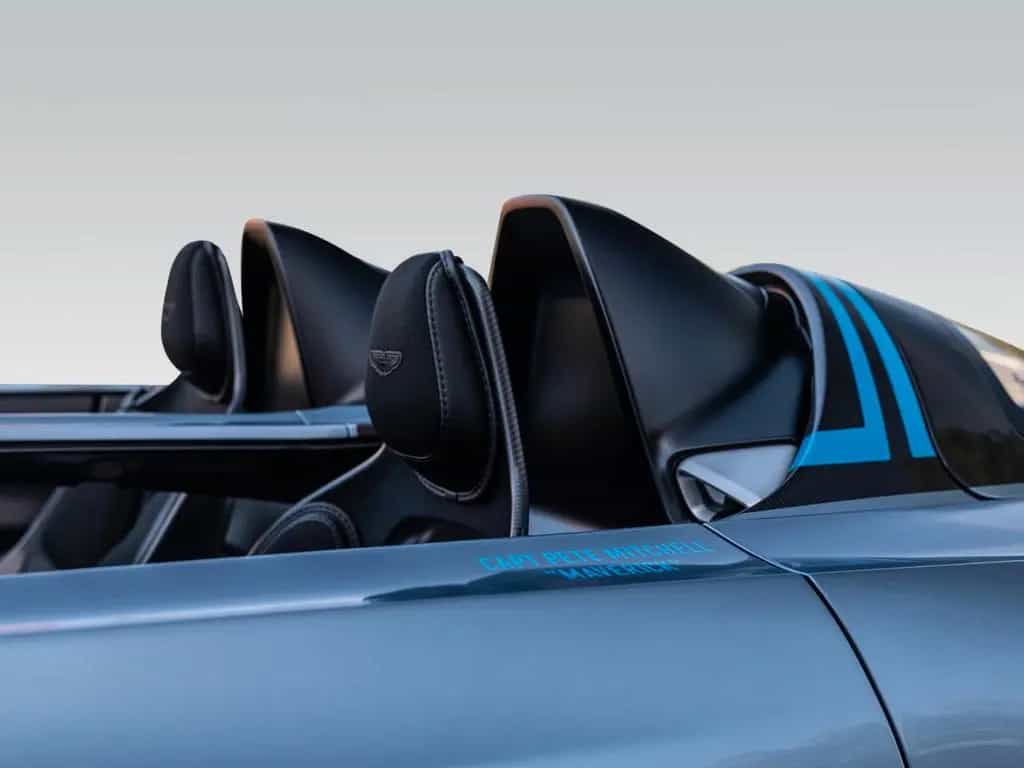Aston Martin Other V12 SPEEDSTER "MAVERICK EDITION" null-photo-13