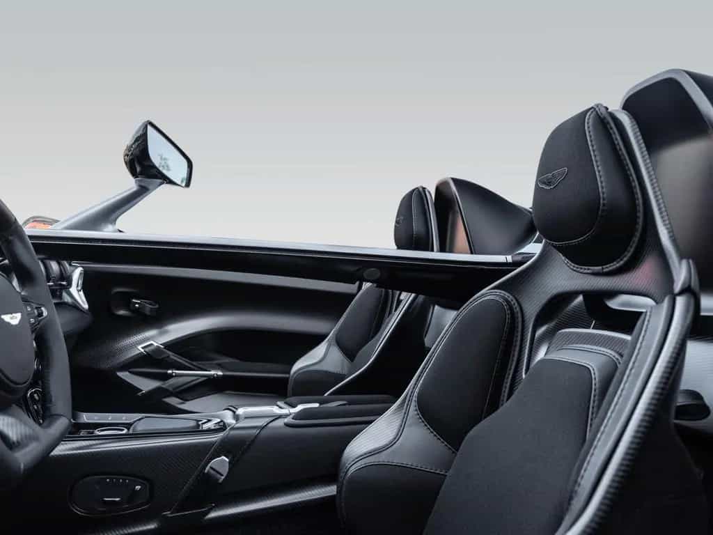 Aston Martin Other V12 SPEEDSTER "MAVERICK EDITION" null-photo-16
