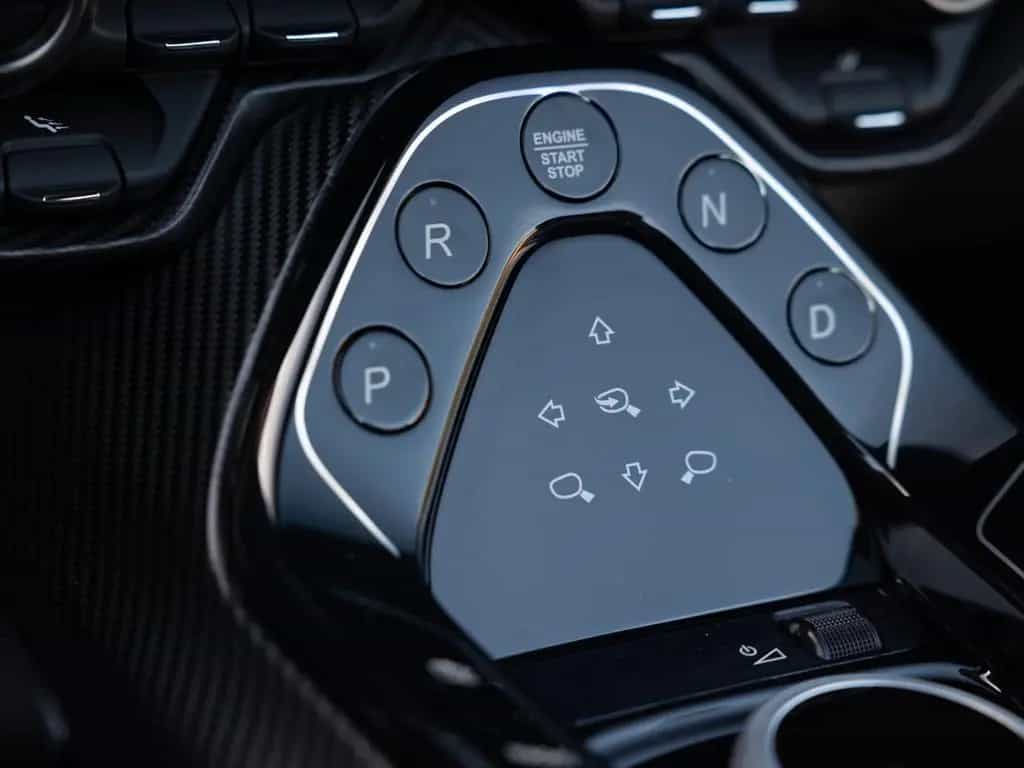 Aston Martin Other V12 SPEEDSTER "MAVERICK EDITION" null-photo-22