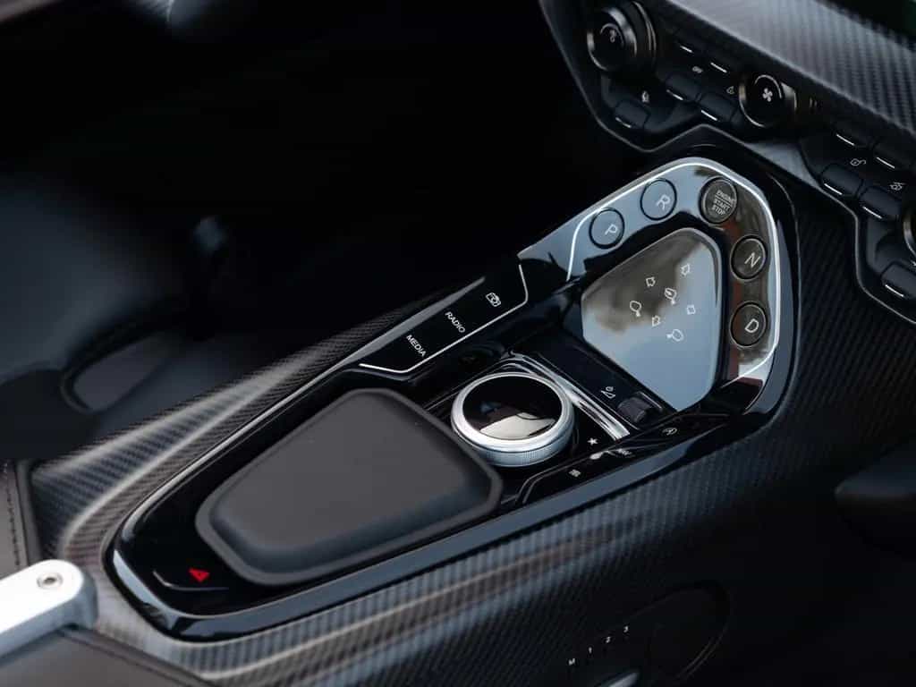 Aston Martin Other V12 SPEEDSTER "MAVERICK EDITION" null-photo-3