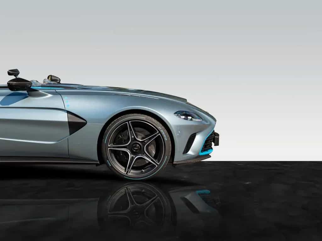 Aston Martin Other V12 SPEEDSTER "MAVERICK EDITION" null-photo-4