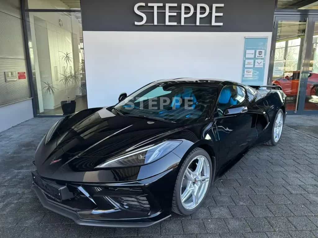 Corvette C8 Stingray Coupe 6,2 V8 3LT Europamodell STEPPE 08/2025-photo-0