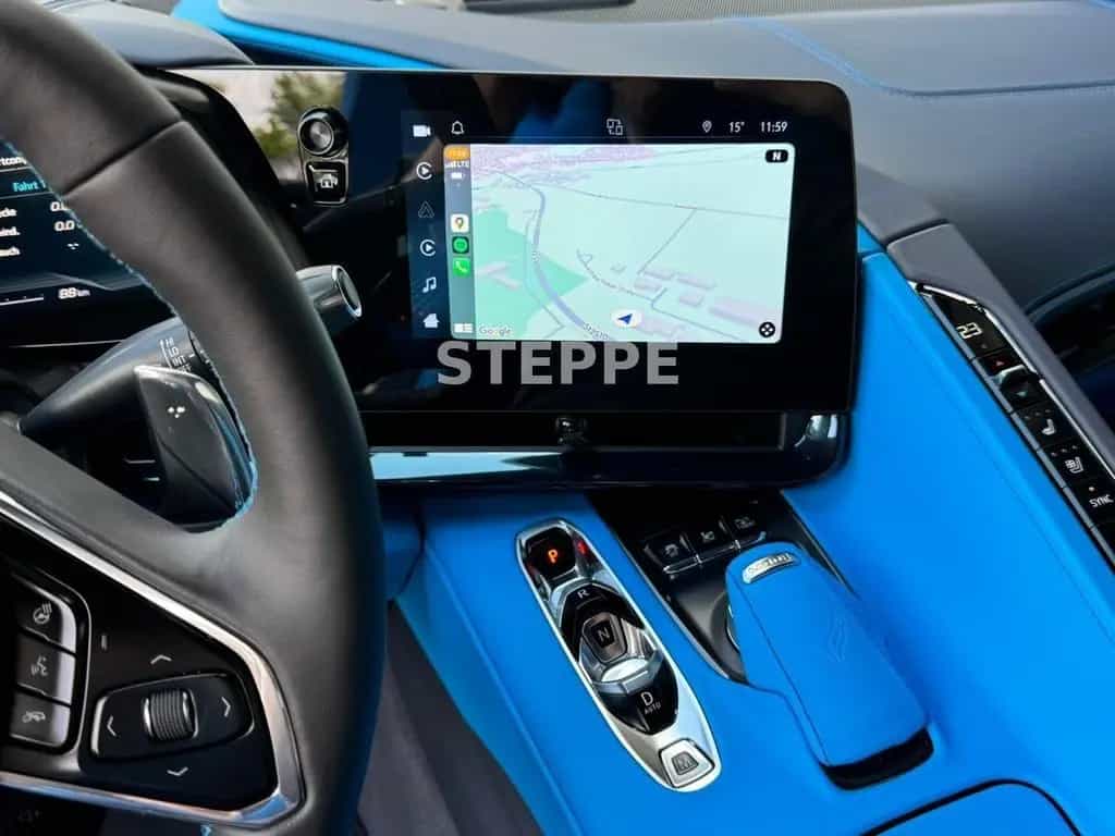 Corvette C8 Stingray Coupe 6,2 V8 3LT Europamodell STEPPE 08/2025-photo-17