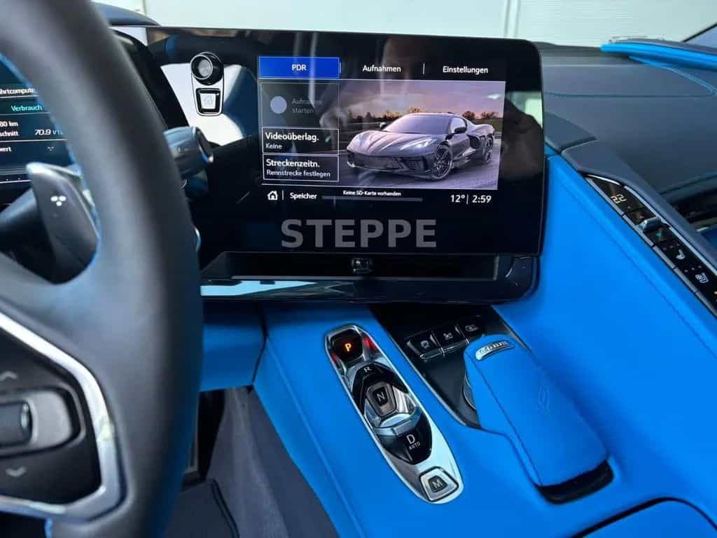 Corvette C8 Stingray Coupe 6,2 V8 3LT Europamodell STEPPE 08/2025-photo-19