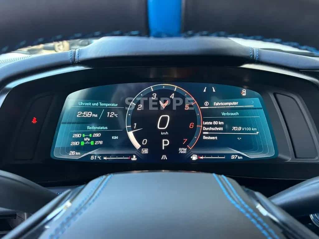 Corvette C8 Stingray Coupe 6,2 V8 3LT Europamodell STEPPE 08/2025-photo-20