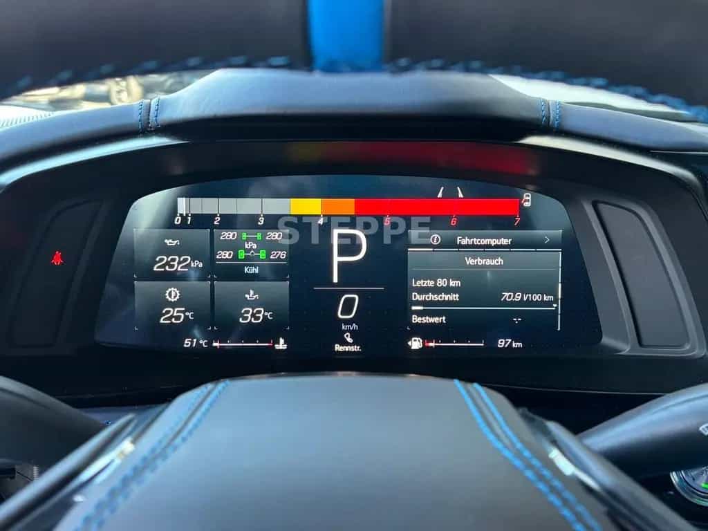 Corvette C8 Stingray Coupe 6,2 V8 3LT Europamodell STEPPE 08/2025-photo-21