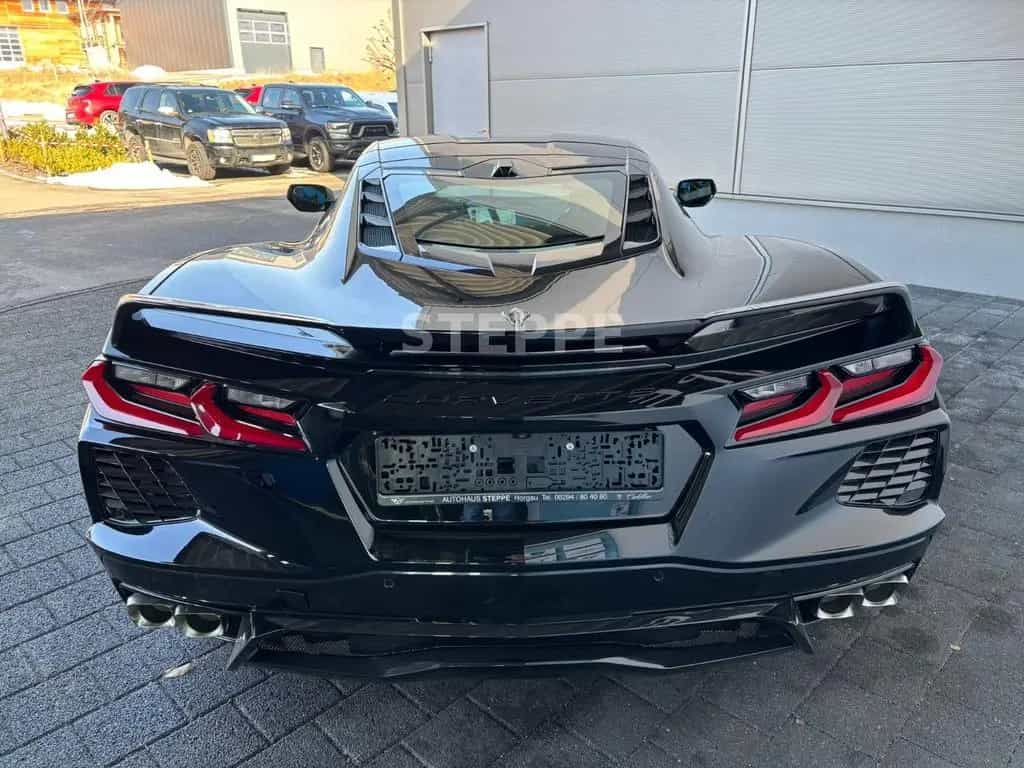 Corvette C8 Stingray Coupe 6,2 V8 3LT Europamodell STEPPE 08/2025-photo-4