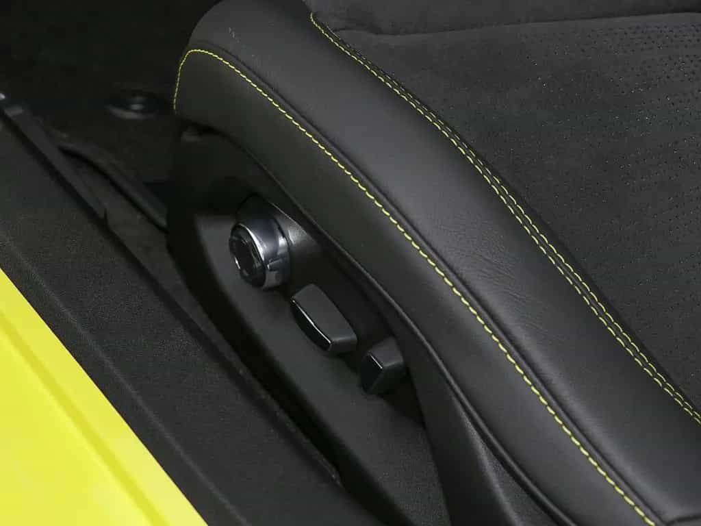Corvette C8 Stingray Coupe 6,2 V8 3LT Europamodell STEPPE 08/2025-photo-16