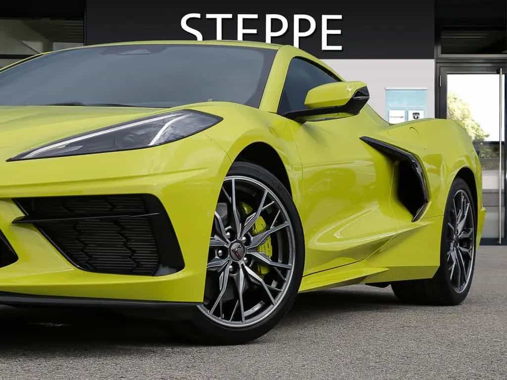 Corvette C8 Stingray Coupe 6,2 V8 3LT Europamodell STEPPE 08/2025-photo-5