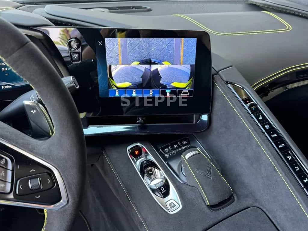 Corvette C8 Stingray Coupe 6,2 V8 3LT Europamodell STEPPE 08/2025-photo-11