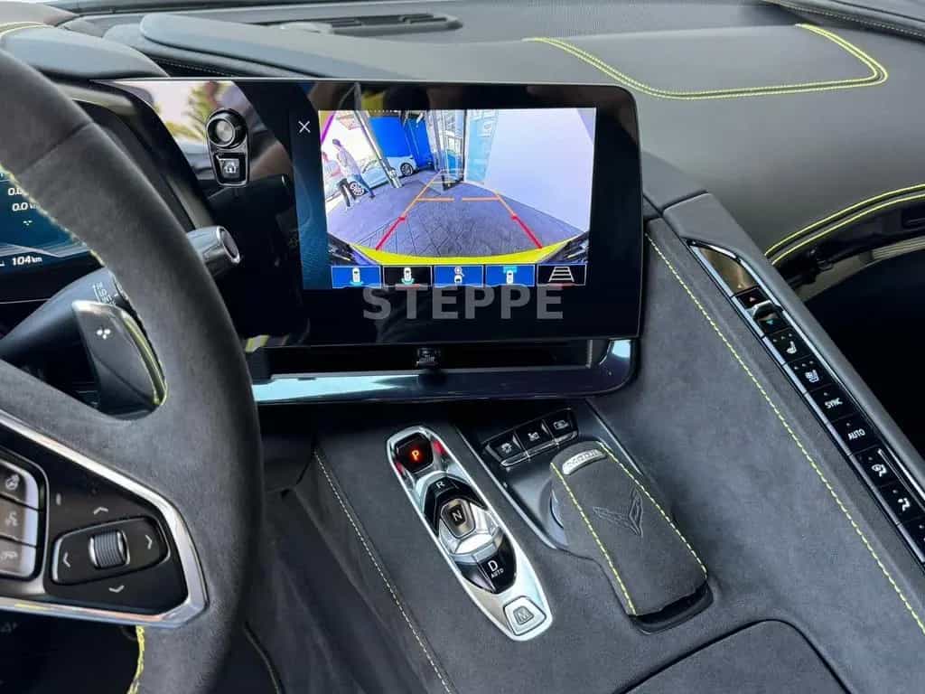 Corvette C8 Stingray Coupe 6,2 V8 3LT Europamodell STEPPE 08/2025-photo-12