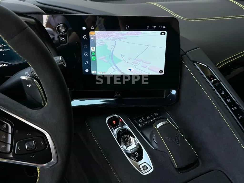 Corvette C8 Stingray Coupe 6,2 V8 3LT Europamodell STEPPE 08/2025-photo-13