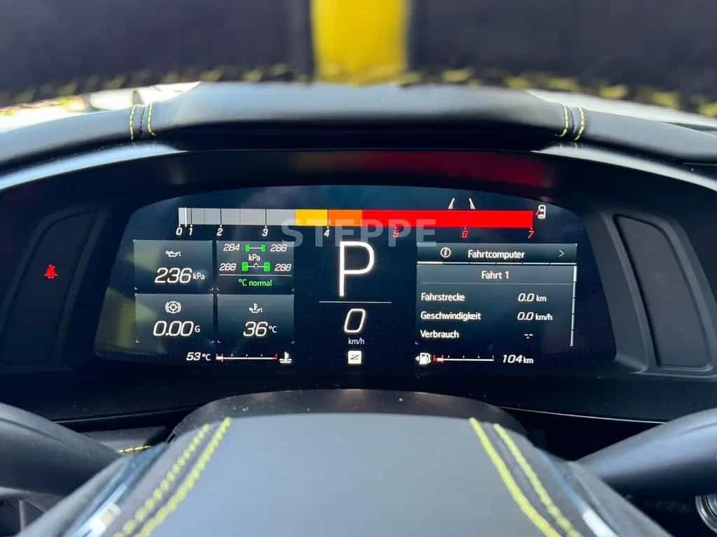 Corvette C8 Stingray Coupe 6,2 V8 3LT Europamodell STEPPE 08/2025-photo-14