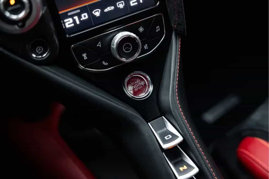 McLaren 720S 4.0 V8 Performance | Gorilla Glas | Leather 02/2018-photo-23