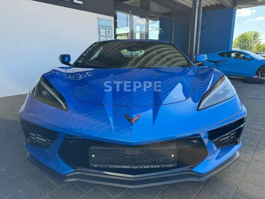 Corvette C8 Stingray Coupe 6,2V8 3LT Europamodell 08/2025-photo-1