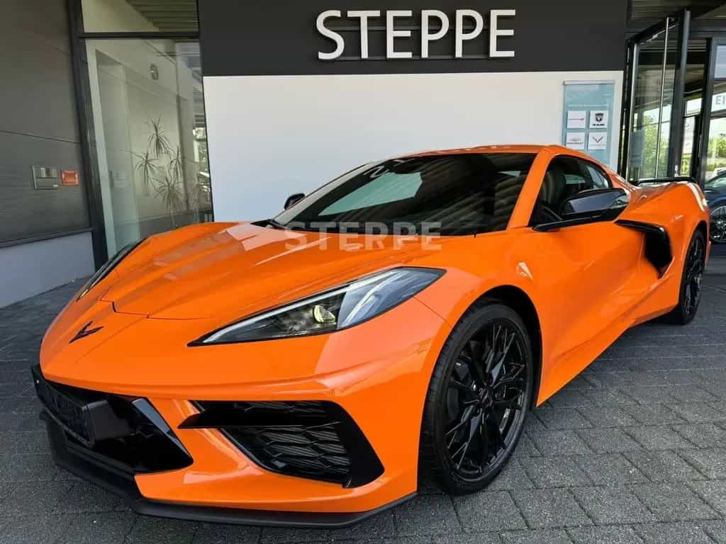 Corvette C8 Stingray Coupe 6,2 V8 3LT Europamodell STEPPE 08/2025-photo-0
