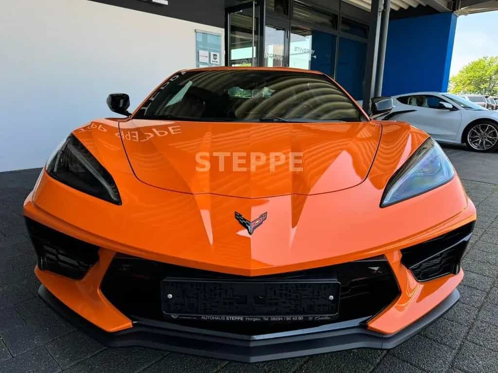 Corvette C8 Stingray Coupe 6,2 V8 3LT Europamodell STEPPE 08/2025-photo-1