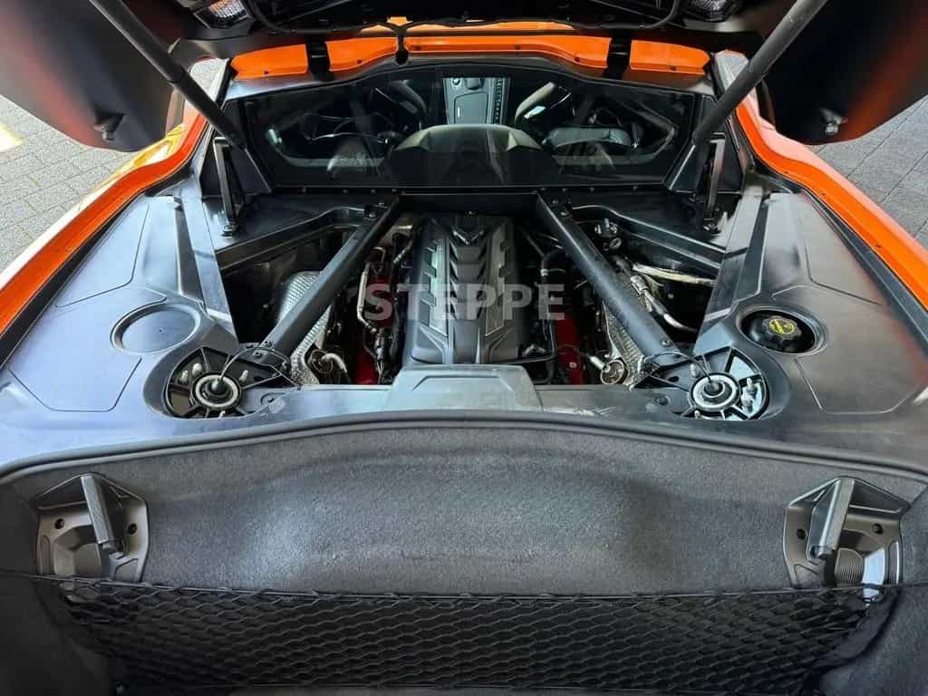 Corvette C8 Stingray Coupe 6,2 V8 3LT Europamodell STEPPE 08/2025-photo-15