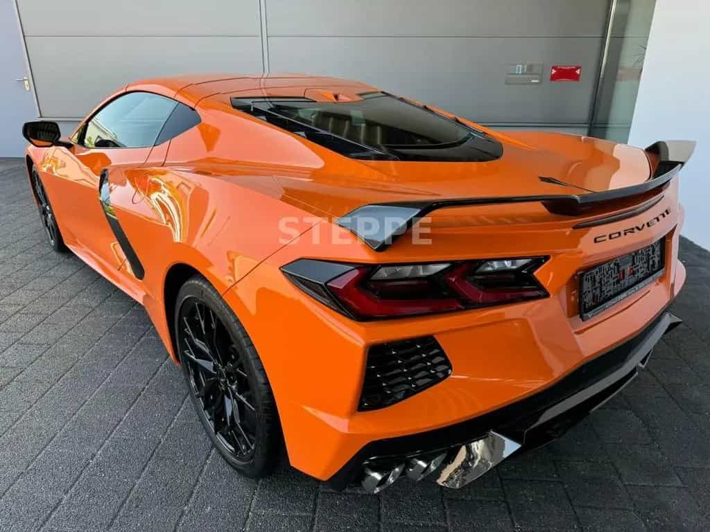 Corvette C8 Stingray Coupe 6,2 V8 3LT Europamodell STEPPE 08/2025-photo-3