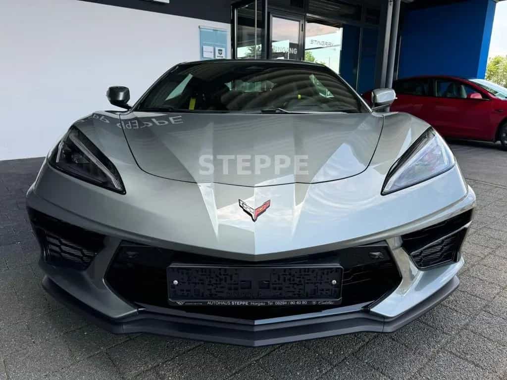 Corvette C8 Stingray Coupe 6,2 V8 3LT Europamodell STEPPE 08/2025-photo-1