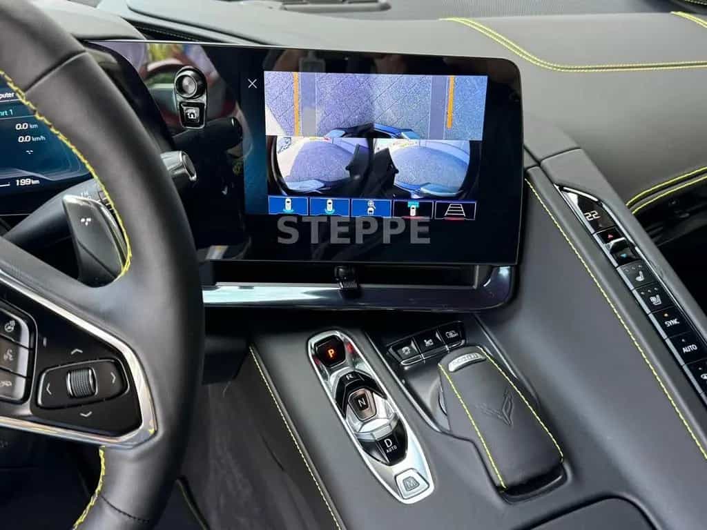 Corvette C8 Stingray Coupe 6,2 V8 3LT Europamodell STEPPE 08/2025-photo-11