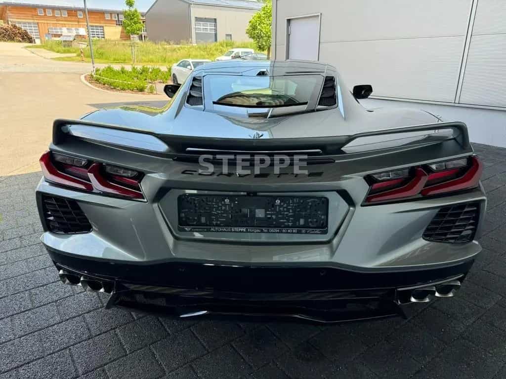 Corvette C8 Stingray Coupe 6,2 V8 3LT Europamodell STEPPE 08/2025-photo-4
